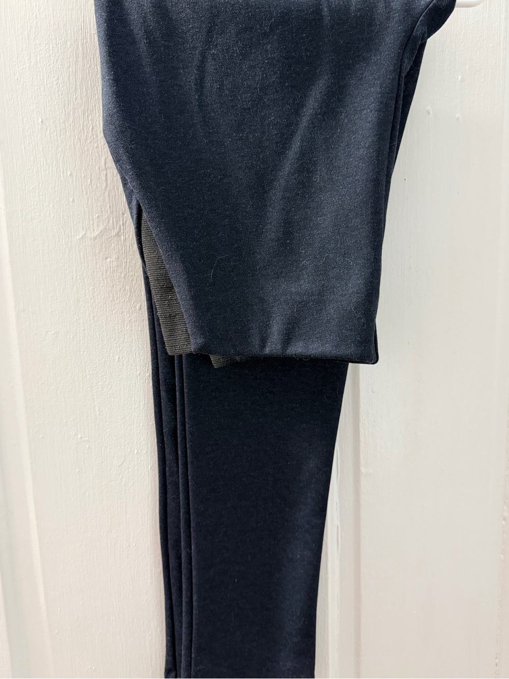 Jones New York Navy and Black Pull-On Leggings
